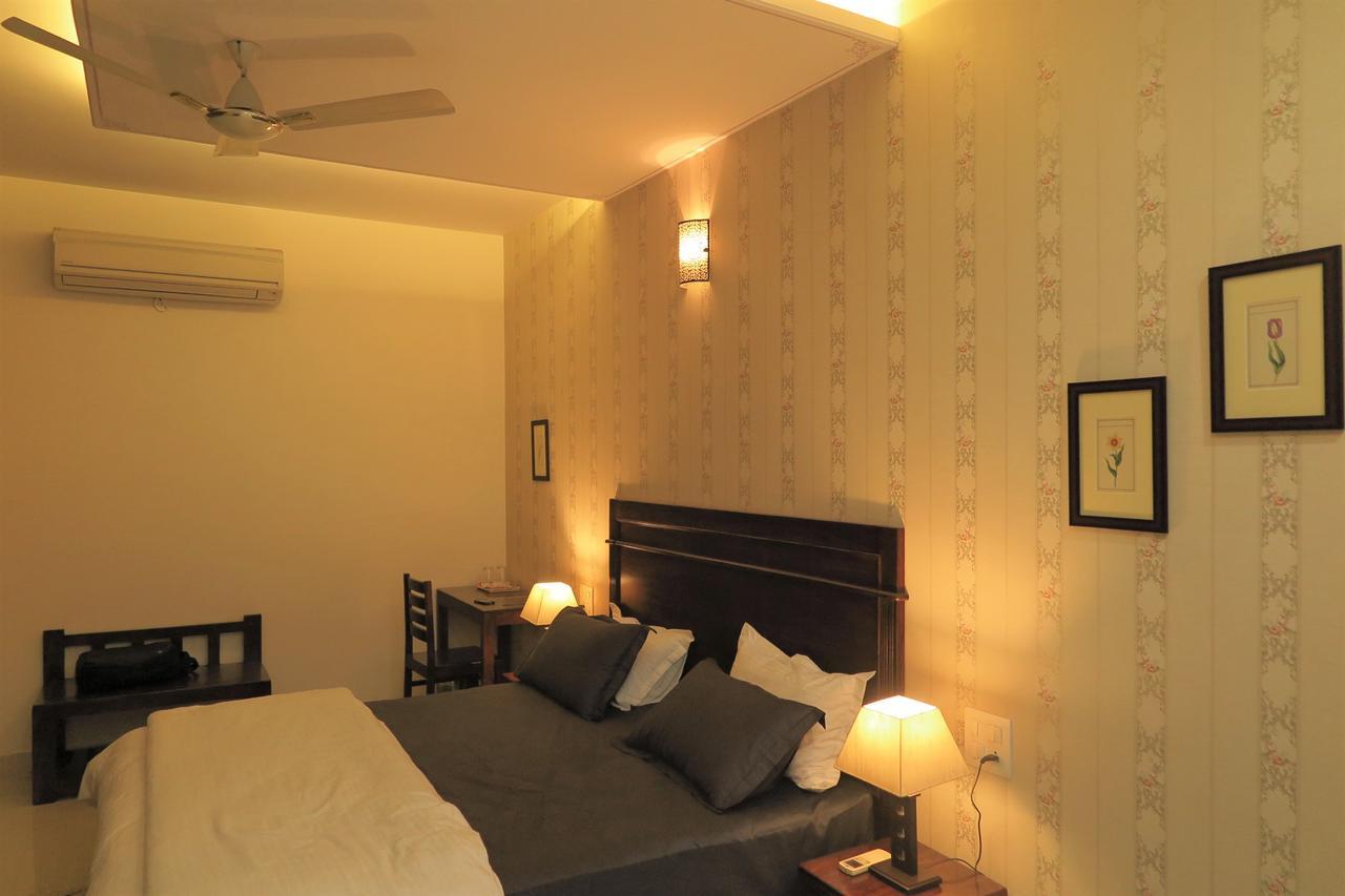 White Tulips Home Stay Dźajpur Zewnętrze zdjęcie